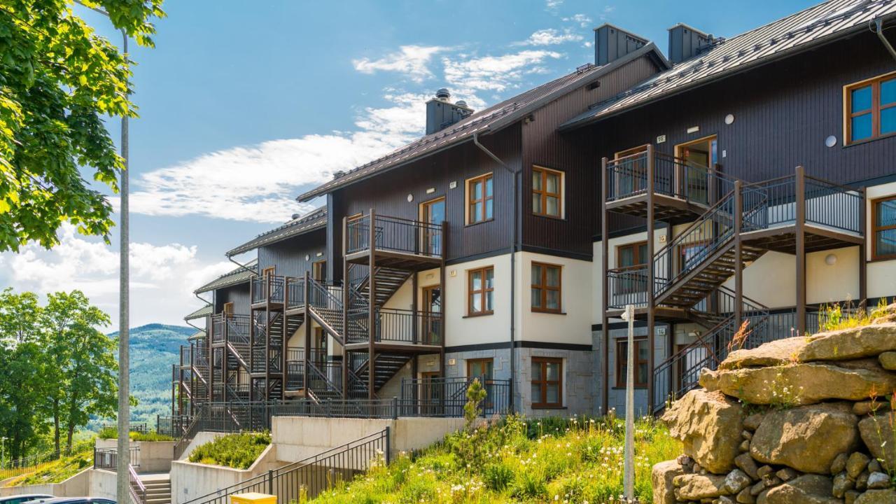 Hello Apartamenty - Wiking Przy Wyciagu Narciarskim 카르파츠 외부 사진